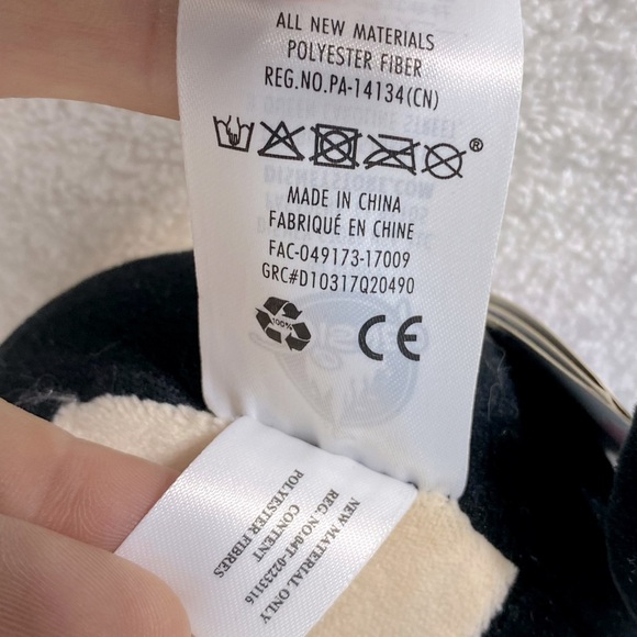 Disney Emoji Goofy Plush Toy Small Stuffed Animal Head - Picture 7 of 11